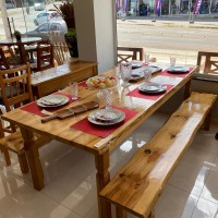 JOGO DE MESA COM BANCOS DE PINHEIRO COM NO