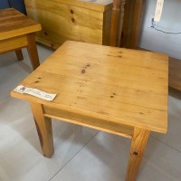 MESA DE CENTRO PEQUENA