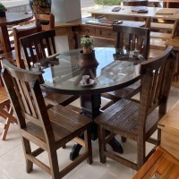 MESA REDONDA COM RODA DE CARROÇA