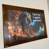  QUADRO COM MOLDURA DE MADEIRA